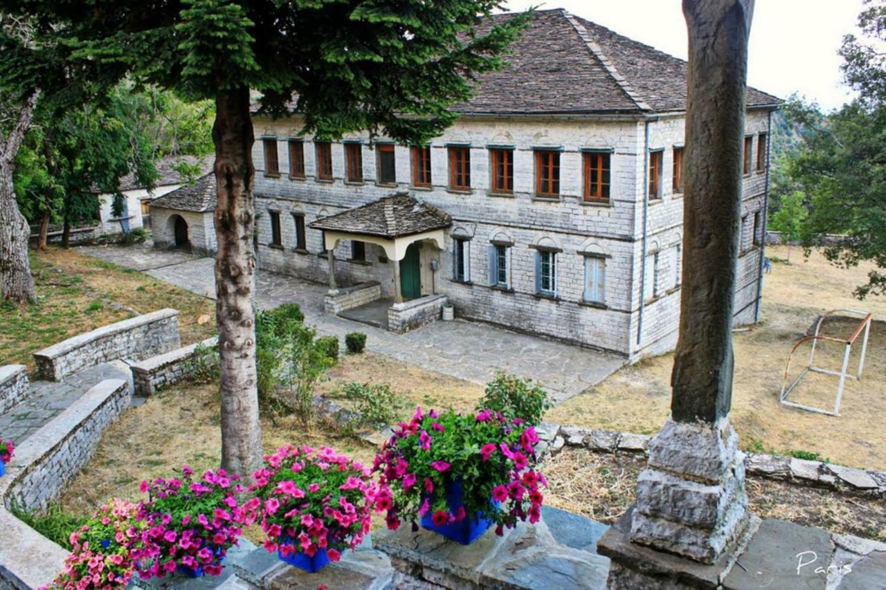 Mousafir Ontas Kepésovon Dış mekan fotoğraf